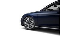 Gebraucht Audi A8 462 PS (339 kW) 2024 Blau (firmamentblau metallic) Limousine