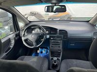Gebraucht Opel Zafira Edition 147 PS (108 kW) 2004 Ultrablau mi2 Van / Kleinbus