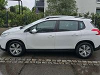 Gebraucht Peugeot 2008 Active 120 PS (88 kW) 2014 Weiß SUV