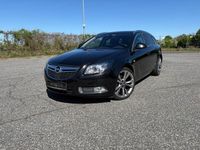 Gebraucht Opel Insignia 160 PS (117 kW) 2013 Schwarz Limousine