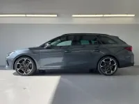 Neu Cupra Leon VZ3 333 PS (244 kW) 2026 [s7s7] magnetic grau metallic Limousine