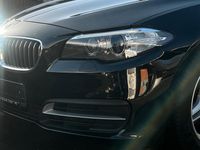 Gebraucht BMW 520 Performance 190 PS (139 kW) 2015 Black sapphire metallic Kombi