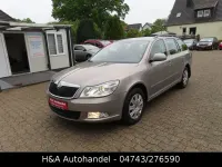 Gebraucht Skoda Octavia Ambition 105 PS (77 kW) 2012 Beige Kombi