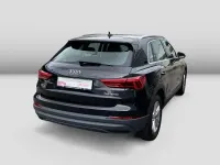 Gebraucht Audi Q3 Comfort 150 PS (110 kW) 2023 Mythosschwarz metallic SUV