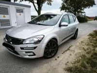 Gebraucht Kia Ceed 125 PS (91 kW) 2012 Silber Kleinwagen