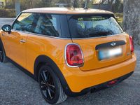 Usata Mini ONE 75 CV (55 kW) 2016 Arancione Utilitaria