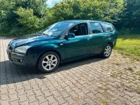 Gebraucht Ford Focus 101 PS (74 kW) 2007 Grün Kombi