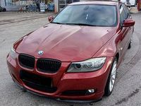 Gebraucht BMW 320 184 PS (135 kW) 2011 Rot Limousine