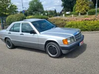Gebraucht Mercedes 190 107 PS (78 kW) 1991 Silber Limousine