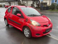 Gebraucht Toyota Aygo 68 PS (50 kW) 2009 Rot Kleinwagen