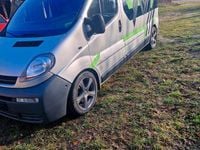 Gebraucht Opel Vivaro 101 PS (74 kW) 2003 Silber Van / Kleinbus