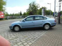 Gebraucht VW Passat 125 PS (91 kW) 1999 Blau Limousine