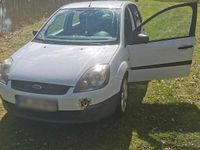 Gebraucht Ford Fiesta 69 PS (50 kW) 2006 Weiß Kleinwagen