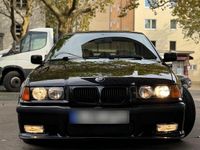 Gebraucht BMW 323 170 PS (125 kW) 1997 Schwarz Limousine