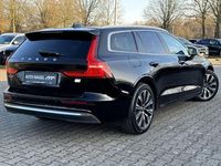 Gebraucht Volvo V60 Plus 398 PS (292 kW) 2022 Schwarz Kombi