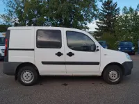 Gebraucht Fiat Doblò 75 PS (55 kW) 2008 Weiß Van / Kleinbus