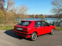 Usata Lancia Delta 181 CV (133 kW) 1990 Rosso Utilitaria
