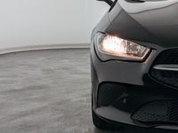 Gebraucht Mercedes CLA250e Shooting Brake 218 PS (160 kW) 2022 Schwarz Kombi