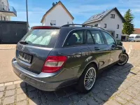 Gebraucht Mercedes C200 Edition 136 PS (100 kW) 2010 Grau Limousine