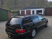 Gebraucht Mercedes E320 Avantgarde 224 PS (164 kW) 2008 Schwarz Kombi