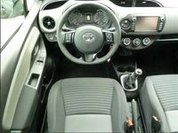 Gebraucht Toyota Yaris 111 PS (81 kW) 2019 Rot Limousine