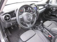 Gebraucht Mini ONE Classic 102 PS (75 kW) 2021 Grau metallic Kleinwagen