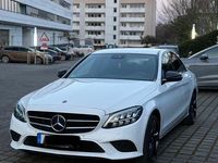 Gebraucht Mercedes C220 Night 194 PS (142 kW) 2019 Weiß Limousine