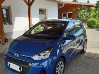 Gebraucht Hyundai i10 Life 87 PS (63 kW) 2017 Blau Kleinwagen