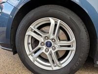 Gebraucht Ford Focus Cool & Connect 125 PS (91 kW) 2022 Blau Limousine