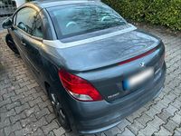 Gebraucht Peugeot 207 CC 156 PS (114 kW) 2011 Grau Cabrio