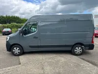Gebraucht Renault Master Komfort 150 PS (110 kW) 2022 Grau Van / Kleinbus