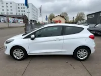 Gebraucht Ford Fiesta Trend 75 PS (55 kW) 2021 Weiß Kleinwagen