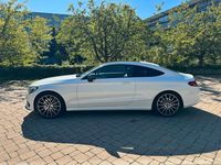 Gebraucht Mercedes C300 AMG line 245 PS (180 kW) 2017 Weiß Coupé