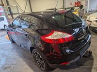 Gebraucht Renault Mégane 131 PS (96 kW) 2013 Schwarz Limousine