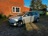 Gebraucht Ford Focus 116 PS (85 kW) 2010 Silber Kombi
