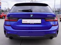 Gebraucht BMW 330e M Sport 252 PS (185 kW) 2021 Blau Kombi