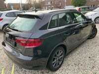 gebraucht Audi A3 1.6 TDI Ambiente *8 fache Bereifung *