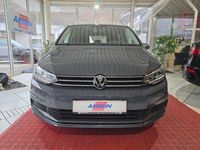 Gebraucht VW Touran Active 150 PS (110 kW) 2023 Grau Van / Kleinbus