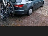 gebraucht Seat Leon ST Kombi 1,6 TDI, Navi, Anhängerkupplung, Einparkhilfe