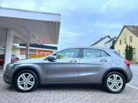 Gebraucht Mercedes GLA200 136 PS (100 kW) 2016 Grau SUV