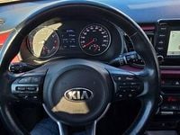 Gebraucht Kia Rio Platinum Edition 120 PS (88 kW) 2017 Schwarz Limousine