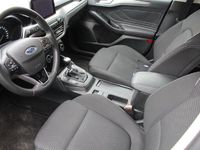 Gebraucht Ford Focus Titanium 125 PS (91 kW) 2021 Weiß Kombi