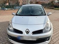 Gebraucht Renault Clio III 103 PS (75 kW) 2007 Grau Kleinwagen