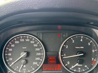 Gebraucht BMW 320 170 PS (125 kW) 2008 Grau Kombi