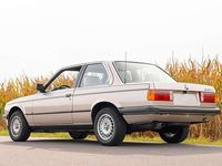 Gebraucht BMW 320 125 PS (91 kW) 1983 Bronzitbeige metallic Coupé