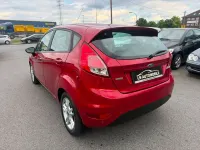 Gebraucht Ford Fiesta 101 PS (74 kW) 2017 Rot Kleinwagen
