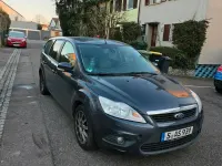 Gebraucht Ford Focus 109 PS (80 kW) 2010 Grau Kombi