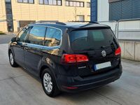 Gebraucht VW Sharan 150 PS (110 kW) 2016 Schwarz Van / Kleinbus