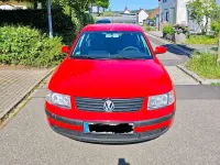 Używany VW Passat Trendline 101 KM (74 kW) 1999 Czerwony Sedan/Limuzyna