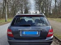 Gebraucht Mercedes C220 Avantgarde Edition 170 PS (125 kW) 2014 Grau Kombi